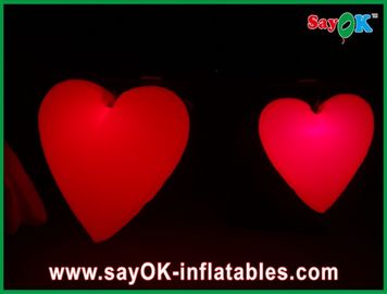 Coração inflável vermelho grande bonito com luzes conduzidas para o festival, diâmetro 1.5M