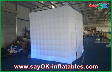 Cabine iluminada portátil gigante da foto do cubo alugado inflável da cabine da foto inflável com diodo emissor de luz
