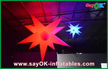Estrelas infláveis personalizadas da decoração inflável popular da iluminação iluminadas para a barra do clube