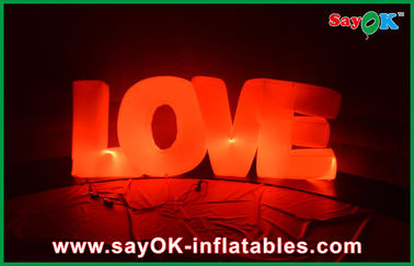 Do casamento interno claro do amor do Valentim decorações infláveis conduzidas infláveis