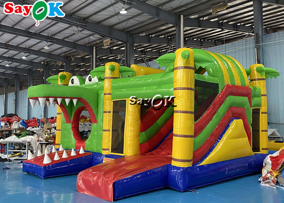 Corrediça de salto inflável da casa do castelo do tema do crocodilo para as crianças multifuncionais