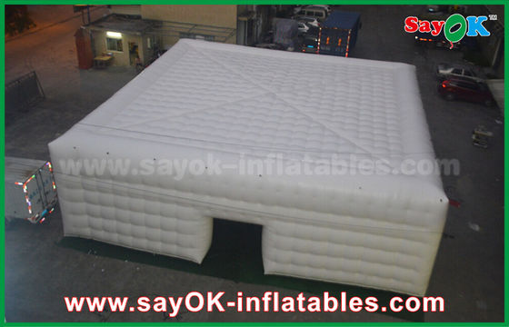 Tenda de acampamento inflável com luz LED para eventos