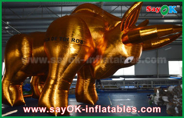 forma inflável dos produtos infláveis feitos sob encomenda de Bull do ouro da altura de 4m para relativo à promoção