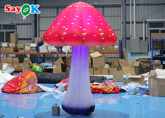 os cogumelos infláveis da decoração de 2.5m conduziram o balão da luz do balão acima