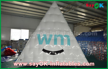 Logotipo impermeável da pirâmide da explosão do PVC que imprime produtos infláveis relativos à promoção para o evento