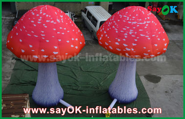 Cogumelo vermelho de pano de Oxford dos produtos infláveis feitos sob encomenda com ventilador incorporado