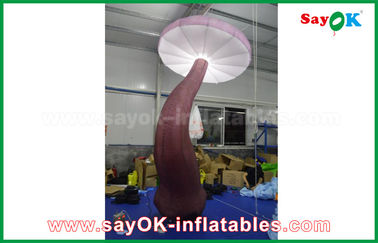 Cogumelo inflável vívido de Brown com luz do diodo emissor de luz para dentro para a decoração da mostra