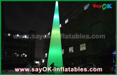 Luz exterior do diodo emissor de luz que aterra o cone inflável da decoração para anunciar