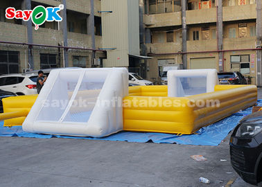 Campo de futebol inflável dos jogos infláveis amarelos infláveis gigantes dos esportes do PVC do futebol 12*6m