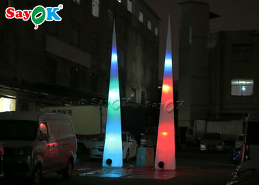 Cone inflável colorido do diodo emissor de luz da decoração da iluminação com o ventilador para a propaganda