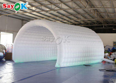 Barraca inflável 6*3*3mH do canal de pano branco inflável de Oxford da barraca do gramado para a competição de esportes
