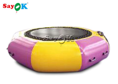 Trampolim de salto do parque da água dos jogos do trampolim cor-de-rosa e amarelo da água para o verão