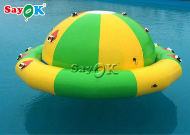 Brinquedos aquáticos infláveis grandes Brinquedos aquáticos infláveis coloridos para atividades ao ar livre / publicidade