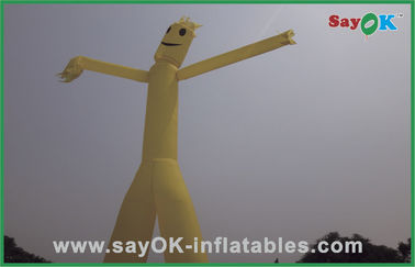 Homem inflável do ar que anuncia o dançarino dobro inflável amarelo For Sale de /Air do céu dos pés de 5m