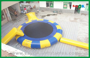 Brinquedos infláveis de trampolim para parque aquático