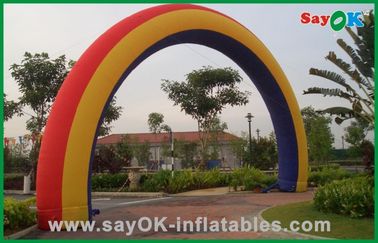 Arco inflável do arco-íris