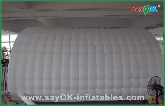 Tenda inflável para quintal, Tenda de ar inflável para eventos brancos, Tenda de ar inflável personalizada, Túnel de ar inflável