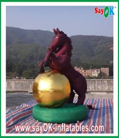 Balões de personagem infláveis Eventos Cavalo inflável Tecido Oxford / PVC Altura 3m - 8m SGS