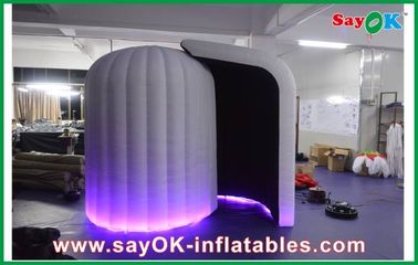 O casamento da cabine da foto sustenta o interior preto de Photobooth do móbil inflável redondo com as 16 cores de iluminação conduzidas