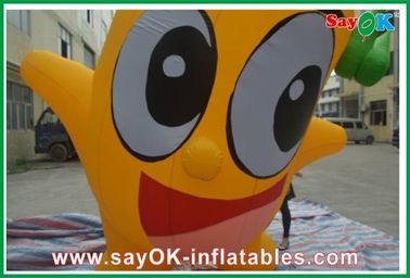 Anúncios Inflável Tecido Oxford Inflável Personagens de desenhos animados 3M Amarelo Para Jogos Desportivos