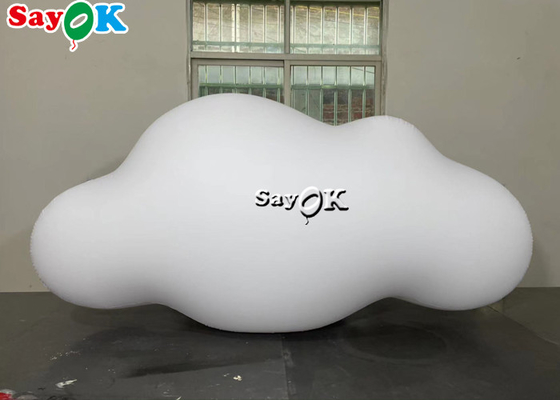 teto inflável feito sob encomenda dos produtos de 210D Oxford que pendura o balão da nuvem do PVC com luzes do diodo emissor de luz