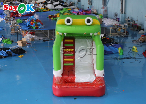 Slide inflável para salto e salto Aluguel de escorregas infláveis Pequenino PVC Slide inflável sapo seco e úmido Para parque de diversões