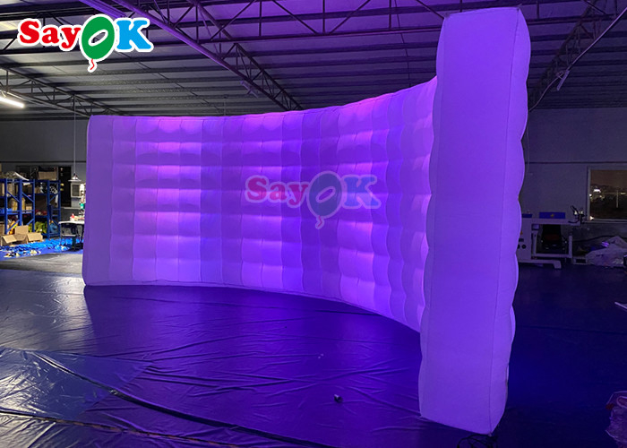 Parede curva multicolor inflável Parede de fundo com tiras de LED Photo Booth Parede para venda