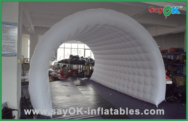 Tenda inflável para quintal, Tenda de ar inflável para eventos brancos, Tenda de ar inflável personalizada, Túnel de ar inflável